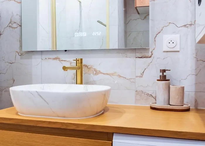 Elegant - Proche Paris & La Defense * リュエイユ＝マルメゾン